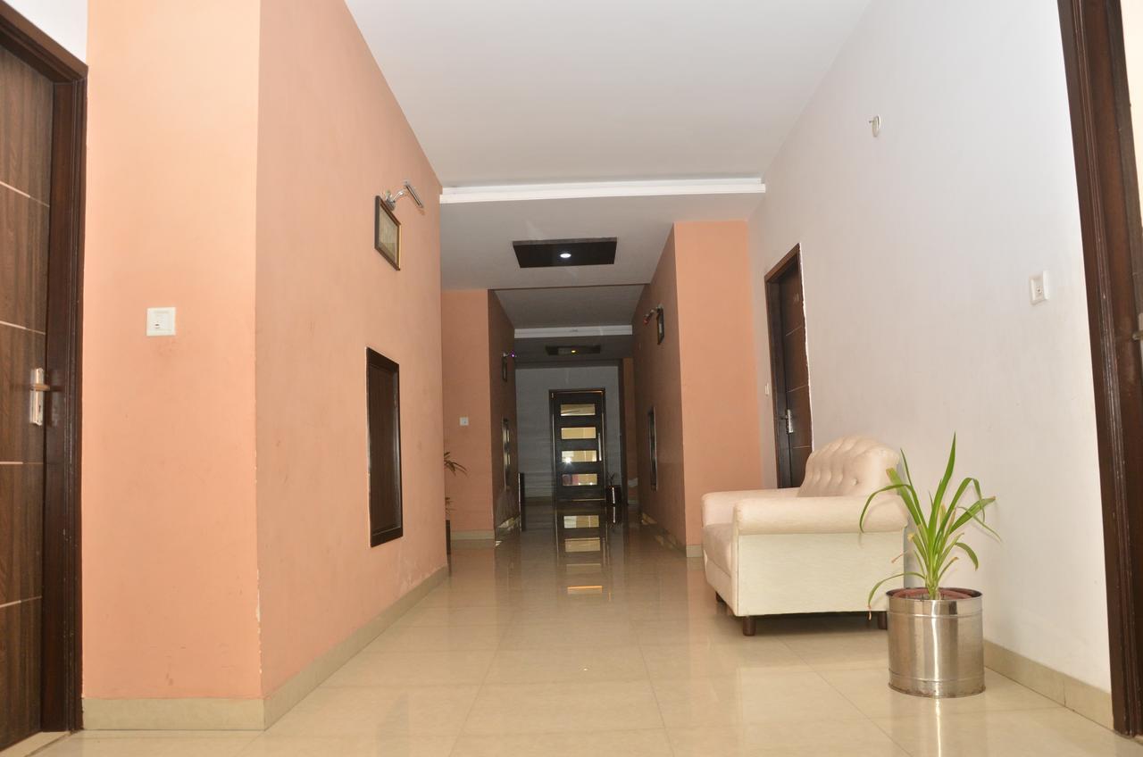 Hotel Milan Palace Amritsar Luaran gambar